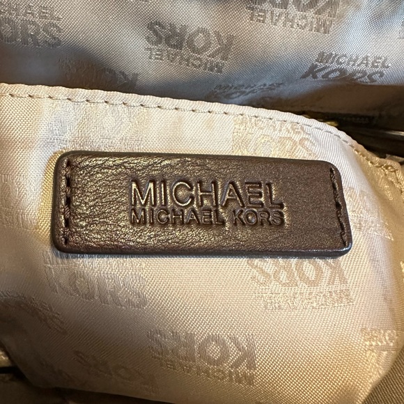 Michael Kors animal print zippered top tote - Picture 8 of 16